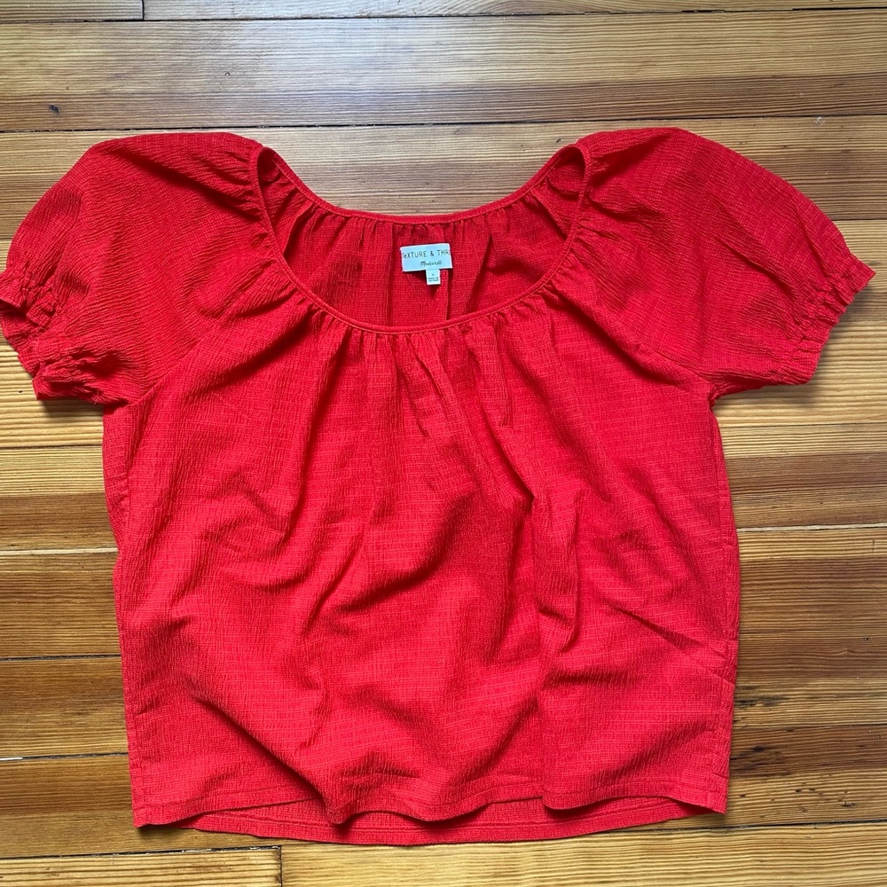 Madewell Red short sleeve shirt. Slight puff sleeves. Size small